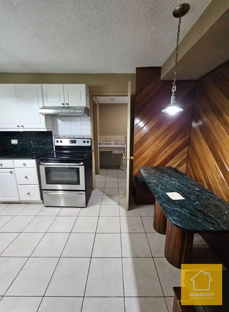 Apartamento la Zona Viva Zona 10 Excelente Ubicacion — Apartamento en Alquiler en Canamco, Zona 10, Guatemala, Ciudad — foto 1 de 12