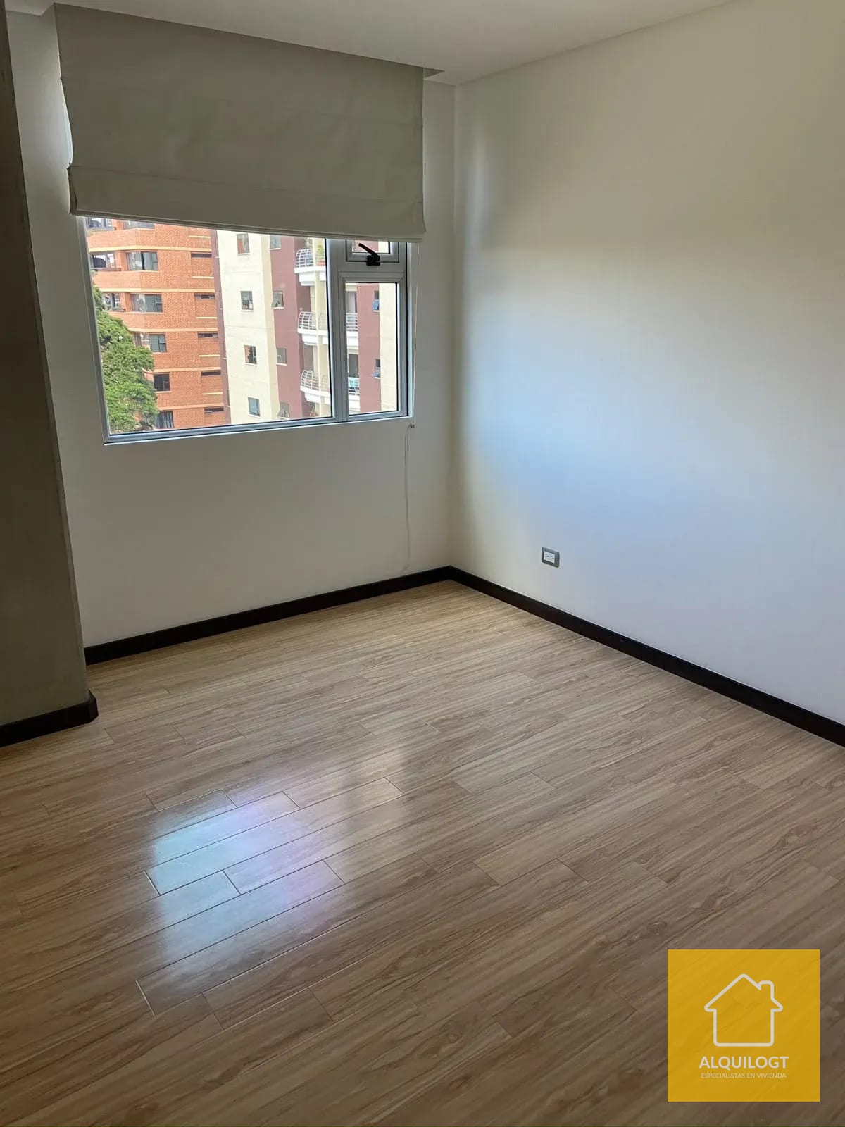 Apartamento Cerca Av. las Americas Zona 14 Torre 14 2 Habitaciones — Bodega / Ofibodega en Alquiler en Torre 14, Zona 14, Guatemala, Ciudad — foto 3 de 10