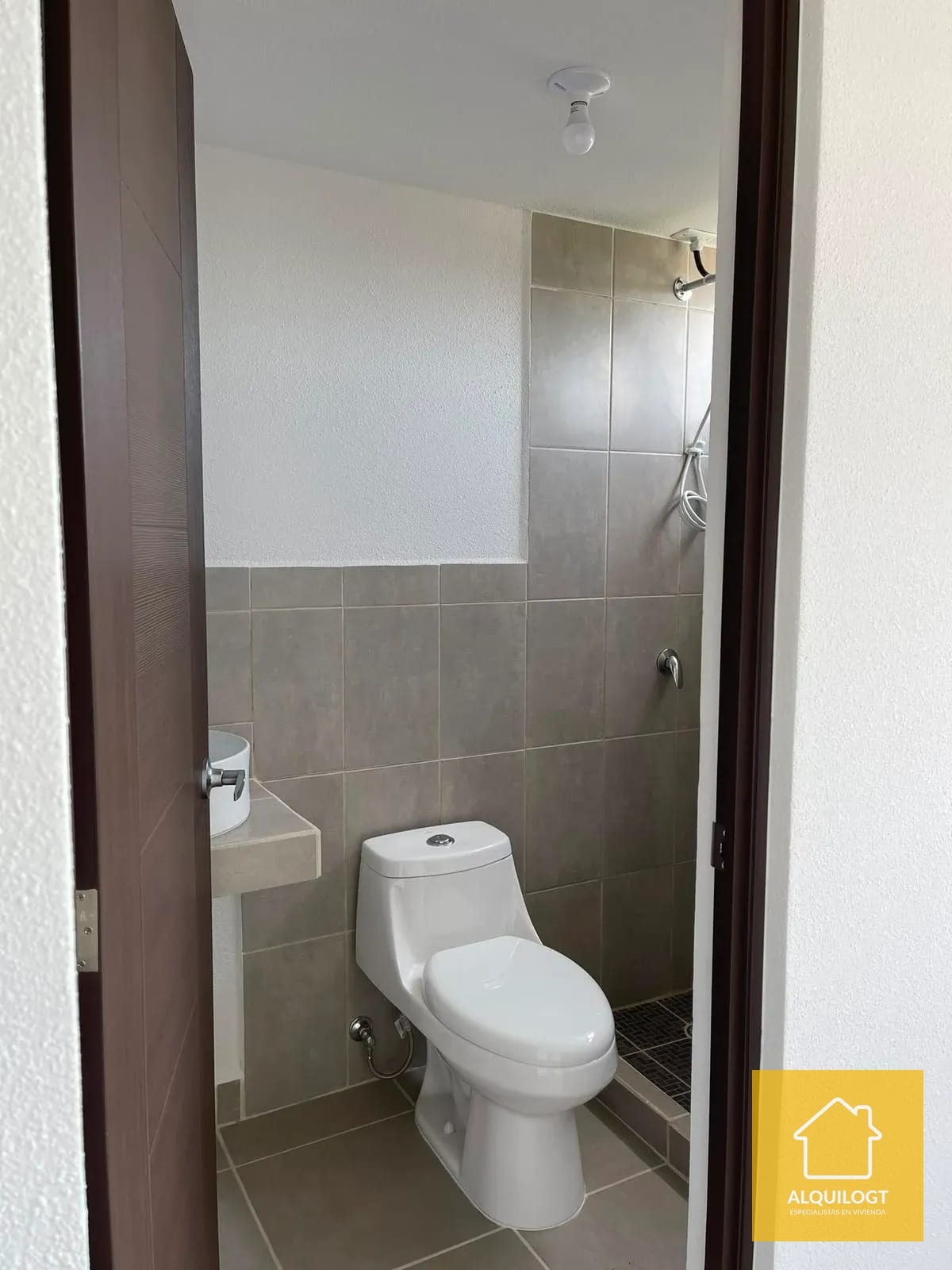 Apto de 3 Habitaciones Excelente Ubicacion en la Roosevelt — Apartamento en Alquiler en Akari, Zona 2 Mixco, Guatemala, Ciudad — foto 15 de 16