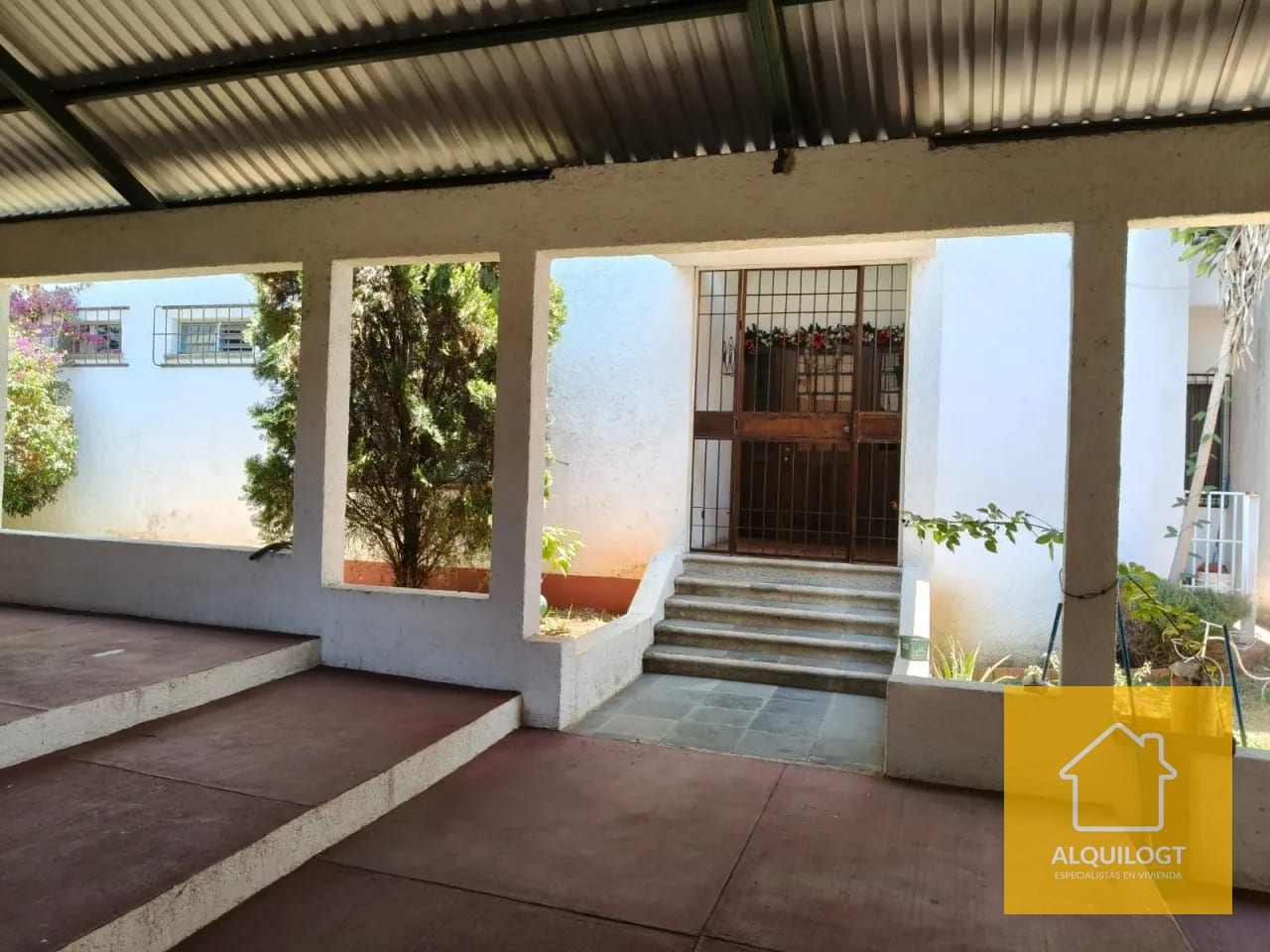 Apto de Segundo Nivel Excelente Ubicacion en San Cristobal — Apartamento en Alquiler en Vista al Valle, Zona 8 Mixco, Guatemala, Ciudad — foto 14 de 16
