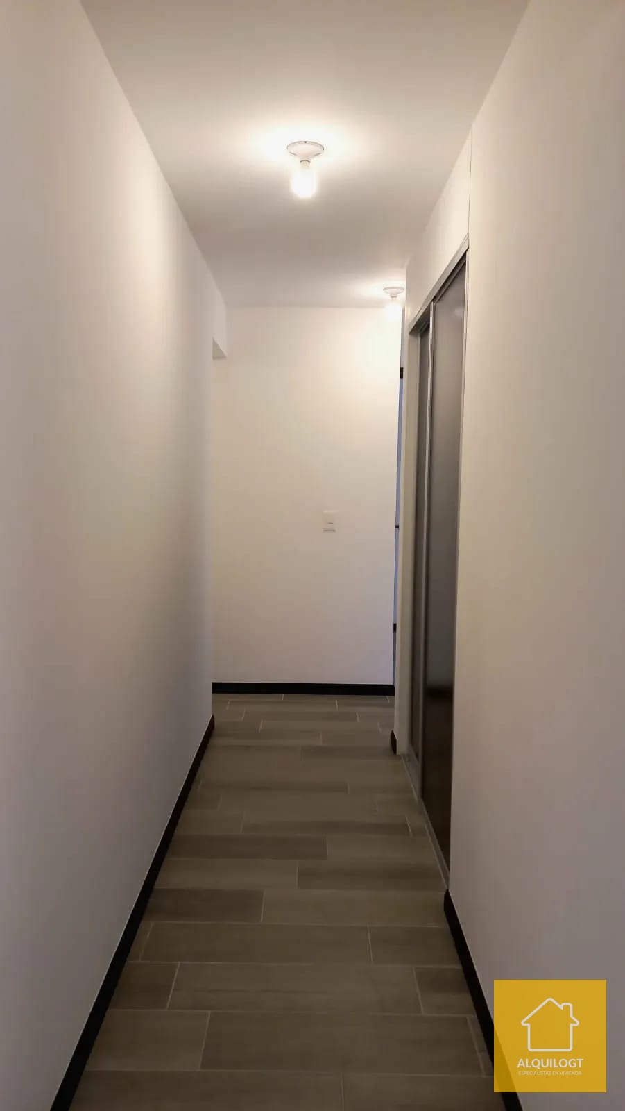 Apartamento la Villa al Final de la 14 Avenida Zona 14 Segheria — Apartamento en Alquiler en Segheria, Zona 14, Guatemala, Ciudad — foto 6 de 17