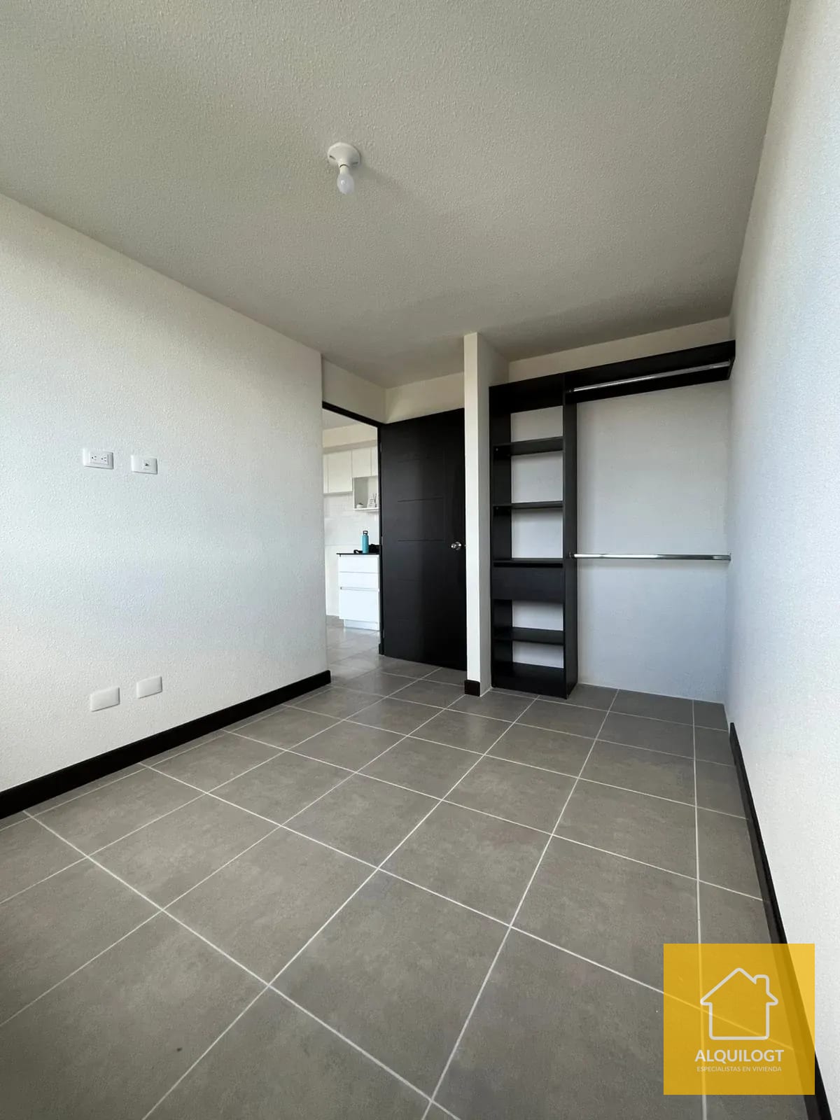 Apartamento Colonia Santa Rosa II Zona 12 Eficio Esenta — Apartamento en Alquiler en Esenta, Zona 12, Guatemala, Ciudad — foto 17 de 17