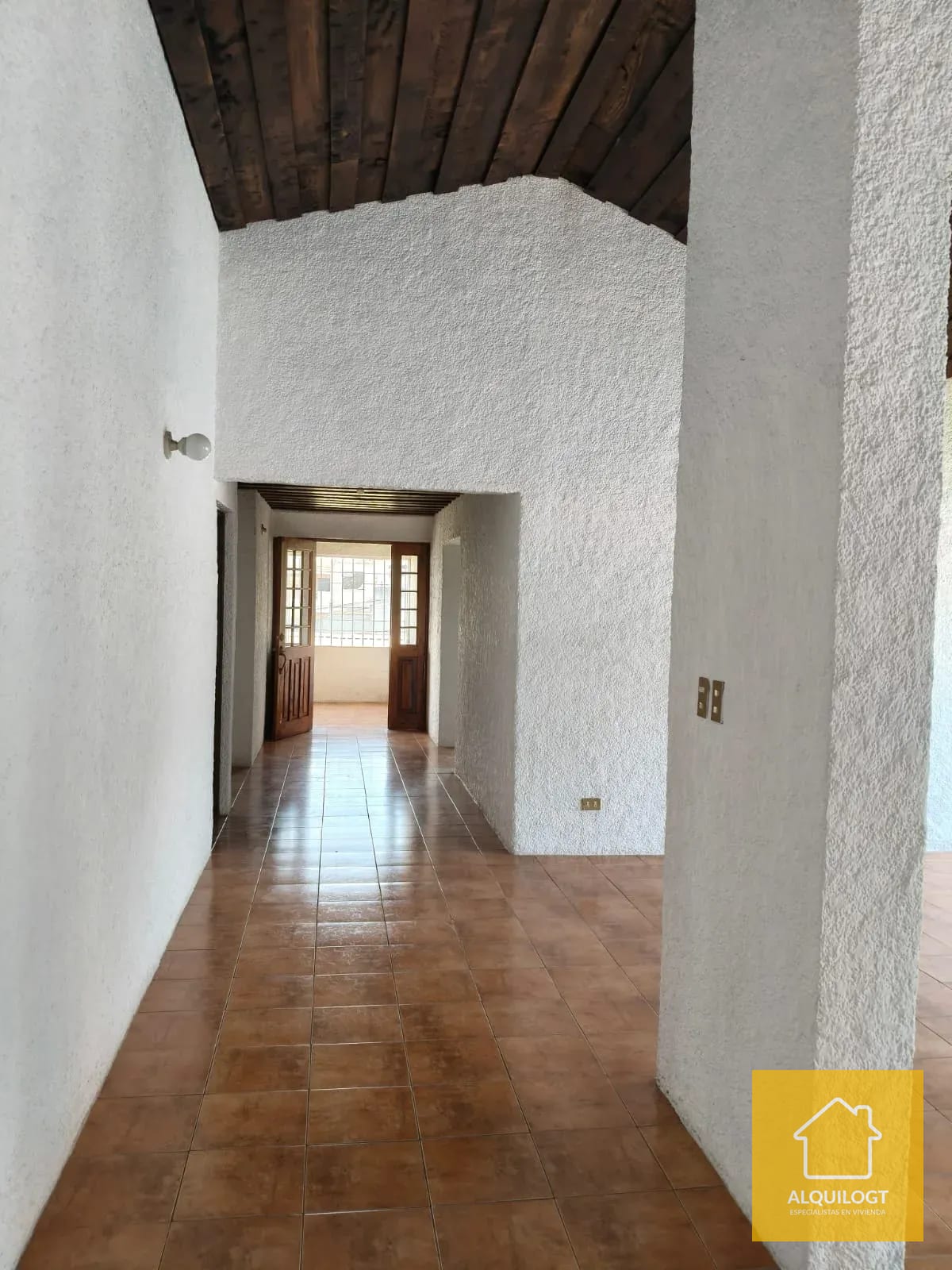 Amplio Apartamento en Segundo Nivel de Casa San Cristobal Mixco — Apartamento en Alquiler en Vista al Valle, Zona 8 Mixco, Guatemala, Ciudad — foto 7 de 17
