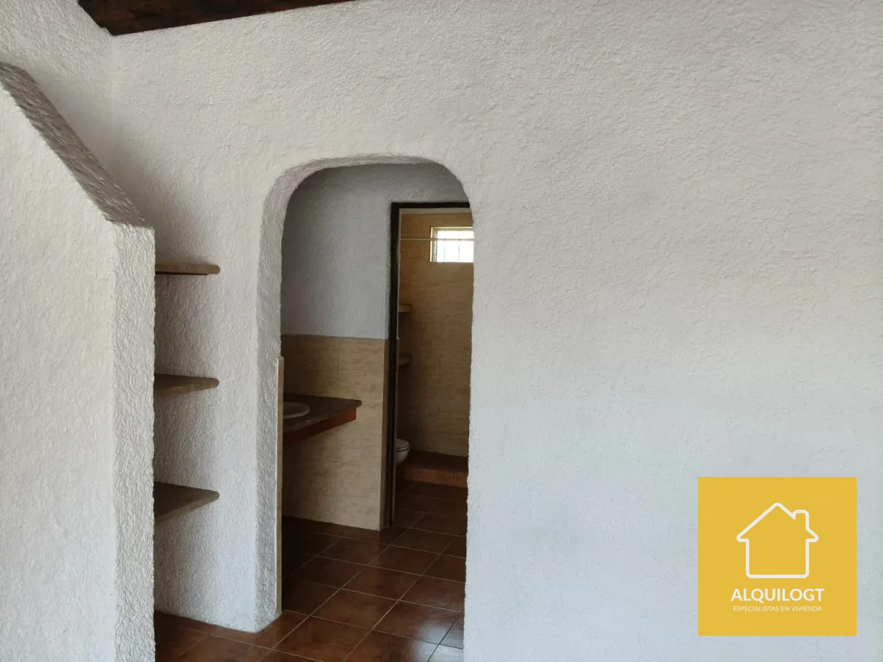Amplio Apartamento en Segundo Nivel de Casa San Cristobal Mixco — Apartamento en Alquiler en Vista al Valle, Zona 8 Mixco, Guatemala, Ciudad — foto 15 de 17
