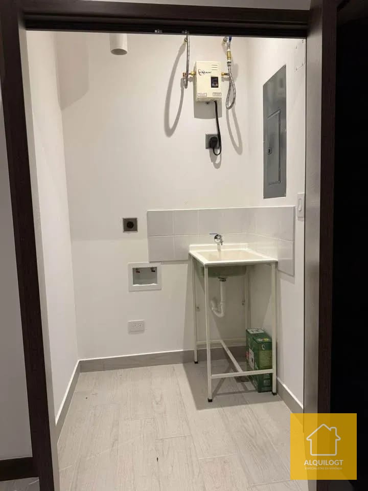 Apartamento Blvr Rafael Landivar Zona 15 Spazio Residencias — Apartamento en Alquiler en Spazio, Zona 15, Guatemala, Ciudad — foto 7 de 9