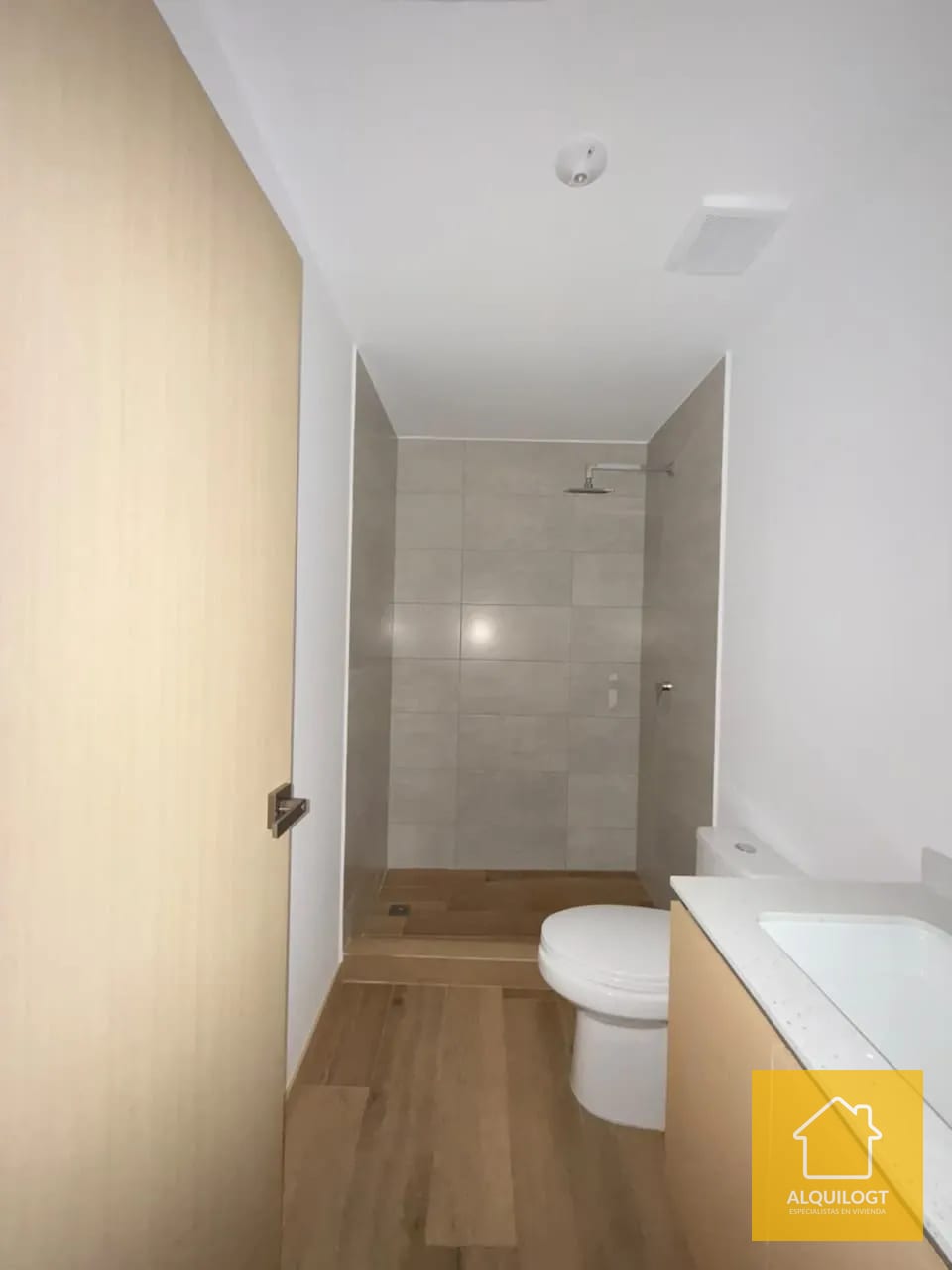 Apartamento Zona 10 en Vie los Proceres Ubicacion Privilegiada 2 Habi — Apartamento en Alquiler en Vié Los Próceres, Zona 10, Guatemala, Ciudad — foto 9 de 10