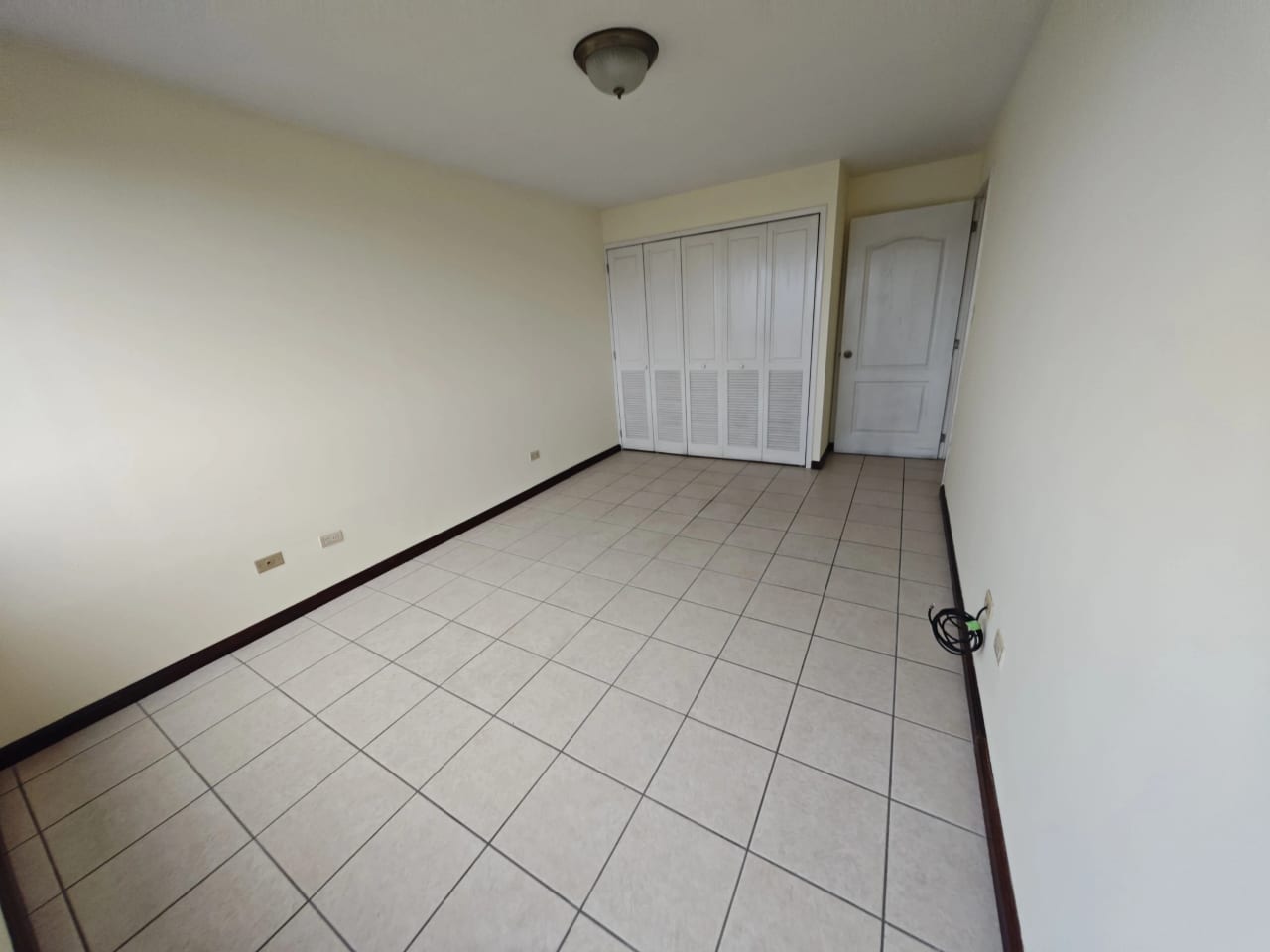 Apartamento en Santorini américas, excelente ubicación — Apartamento en Alquiler en Zona 14, Guatemala, Ciudad — foto 4 de 12