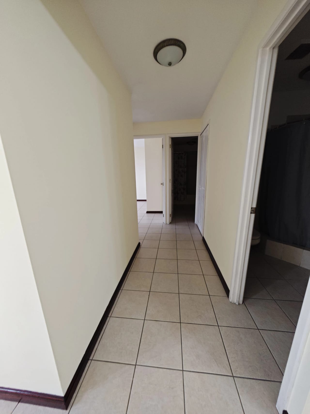 Apartamento en Santorini américas, excelente ubicación — Apartamento en Alquiler en Zona 14, Guatemala, Ciudad — foto 7 de 12