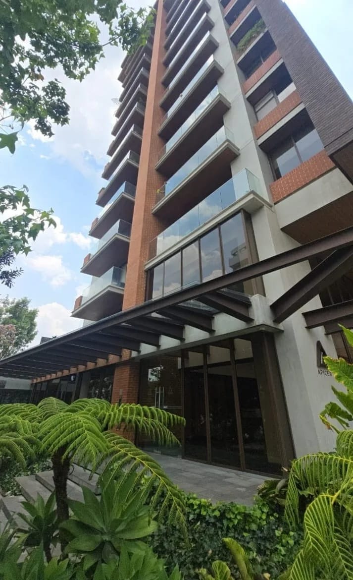 Alquilo local comercial en vh2 zona 15 - Image 2