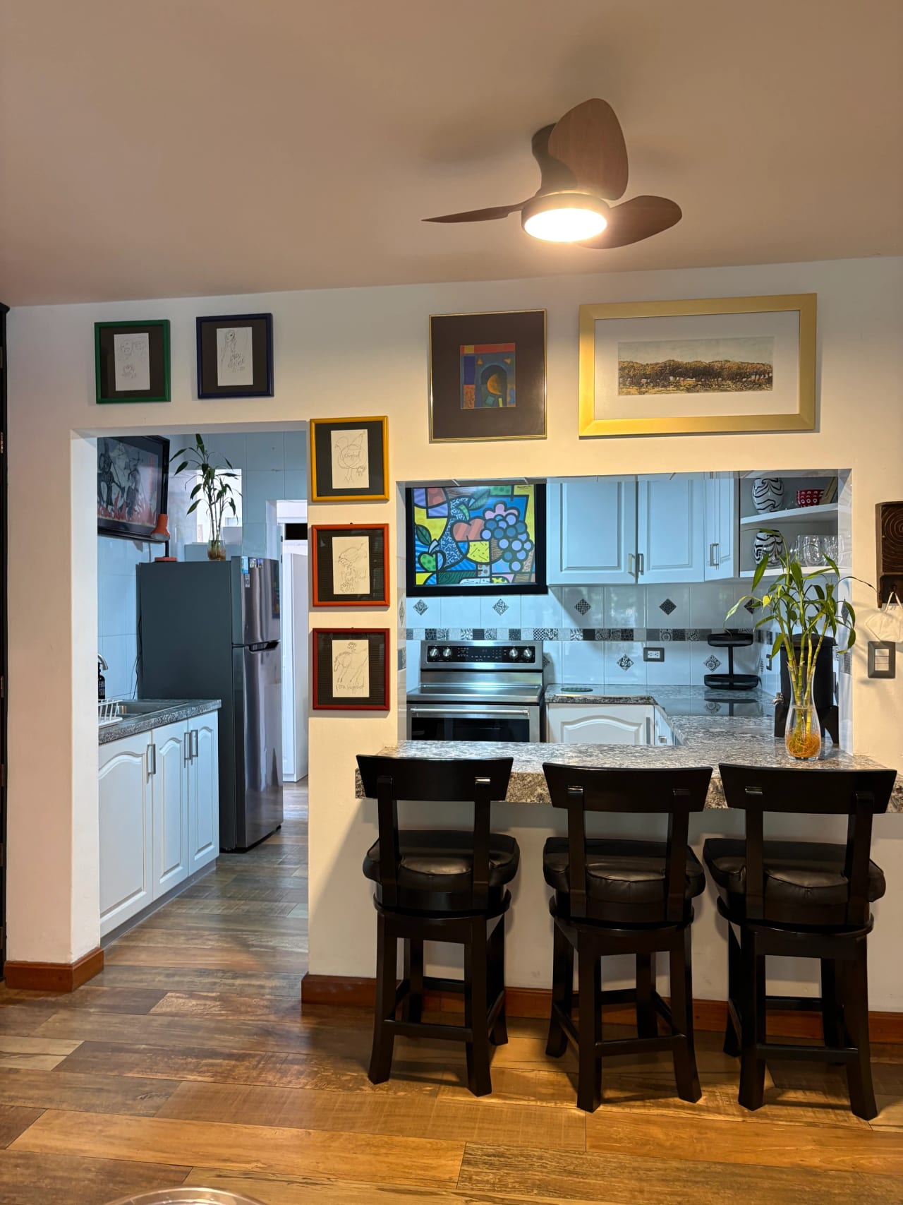 Espectacular Villa Real, Amueblado — Apartamento en Alquiler en Villareal, Zona 10, Guatemala, Ciudad — foto 5 de 5