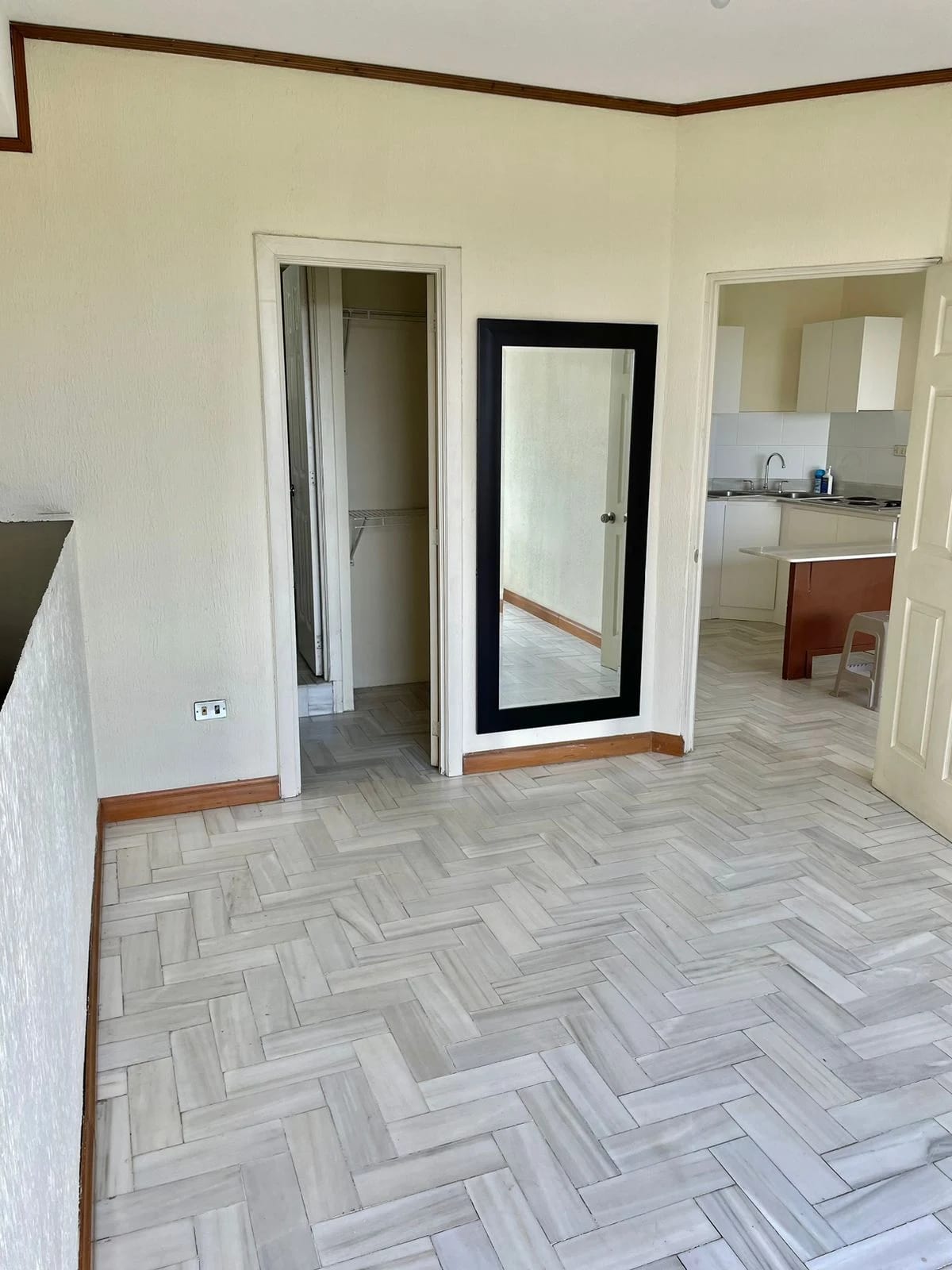 APARTAMENTO EN ANDES DE LA MONTAÑA ZONA 16 - Image 2
