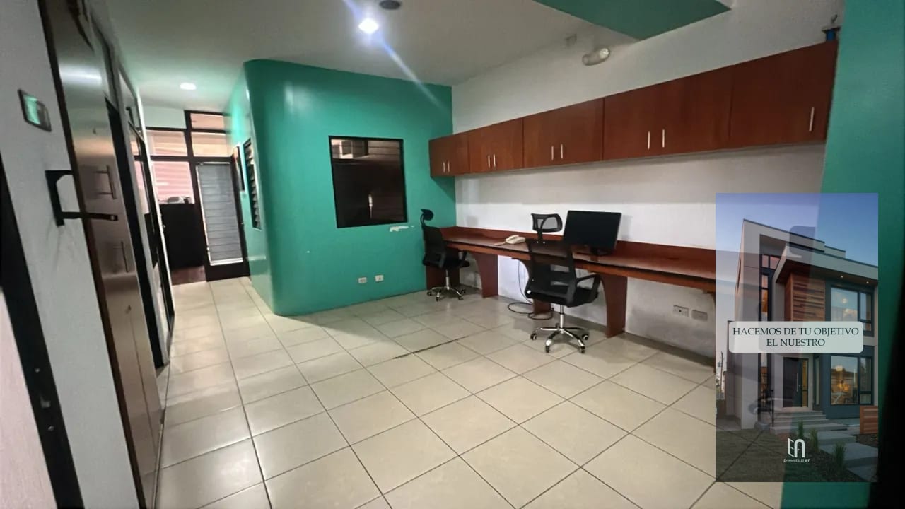 ALQUILO OFICINA EN AVENIDA REFORMA ZONA 9 - 143m2 — Oficina en Alquiler en El Reformador, Zona 9, Guatemala, Ciudad — foto 9 de 11