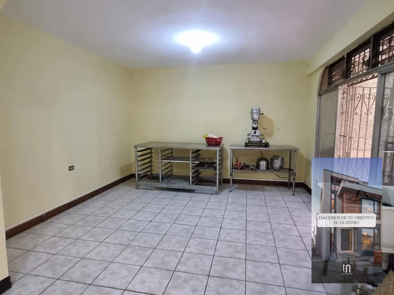 Renta de Local Comercial de 100 m² – Zona 7, Carril Aux. Periférico — Local en Alquiler en Tikal I, Zona 7, Guatemala, Ciudad — foto 13 de 17