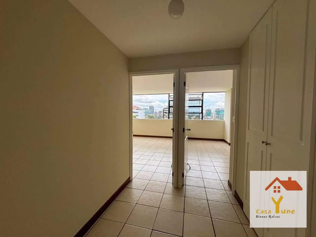 Apartamento en alquiler zona 14 Santorini — Apartamento en Alquiler en Santorini, Zona 14, Guatemala, Ciudad — foto 5 de 17