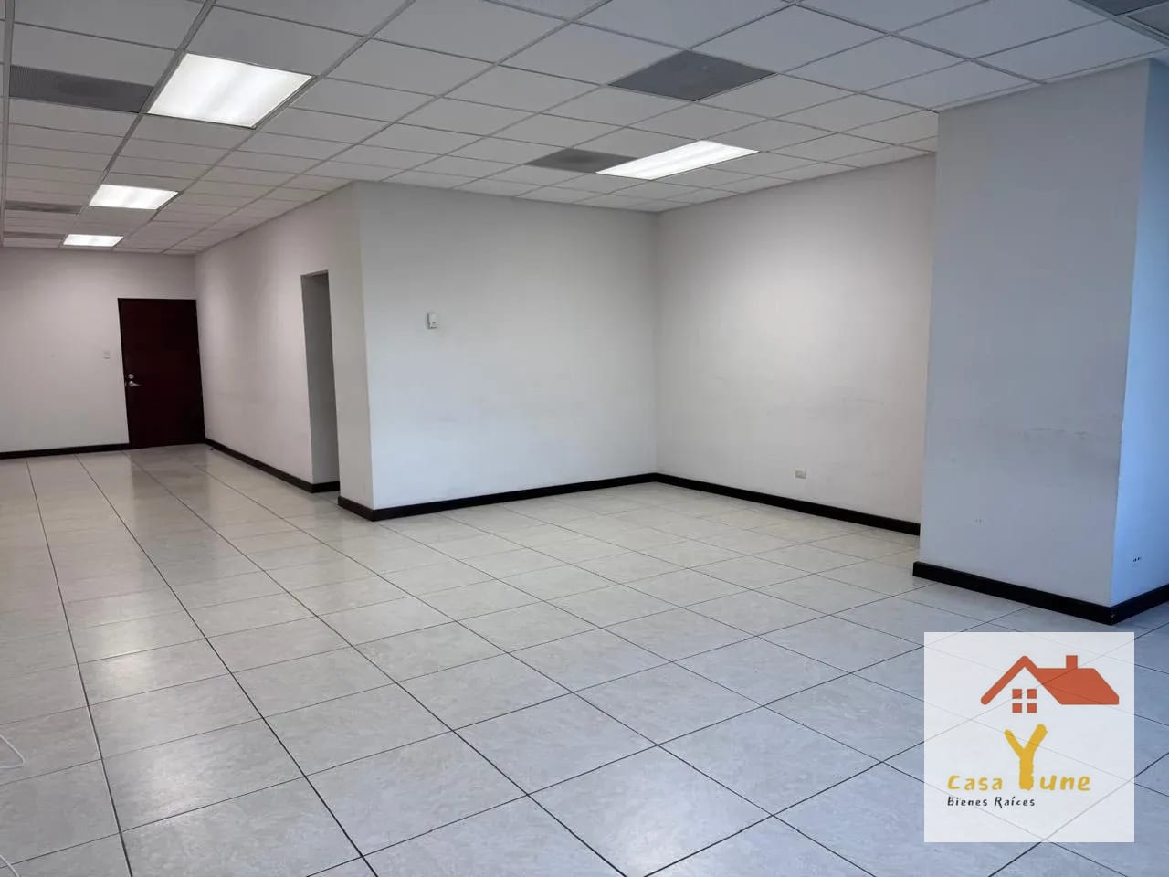 Oficina en Venta Zona Pradera Empresarial Zona 10 — Oficina en Venta en Zona Pradera, Zona 10, Guatemala, Ciudad — foto 1 de 5
