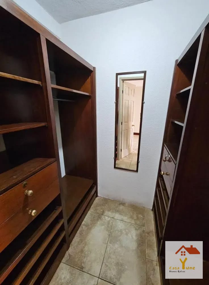 Apartamento en alquiler zona 10 muy amplio — Apartamento en Alquiler en Zona 10, Guatemala, Ciudad — foto 4 de 11