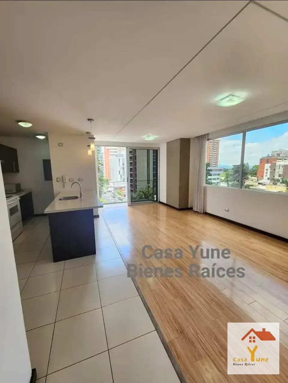 Apartamento en alquiler zona 14 Cercano Avenida Las Americas — Apartamento en Alquiler en Zona 14, Guatemala, Ciudad — foto 1 de 14