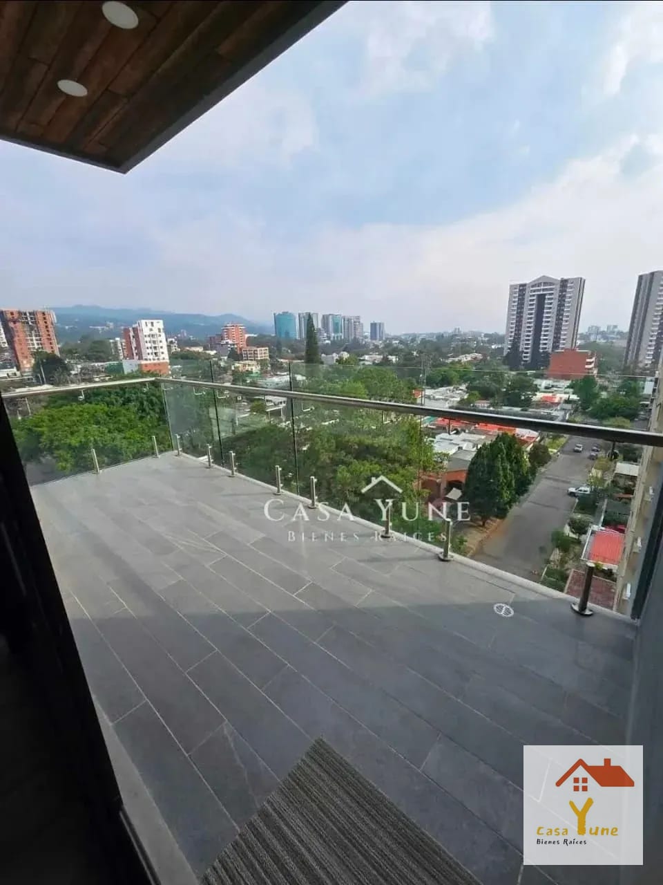 Apartamento en Alquiler Zona 15 Vista Hermosa Preciosa Vista — Apartamento en Alquiler en Zona 15, Guatemala, Ciudad — foto 2 de 15