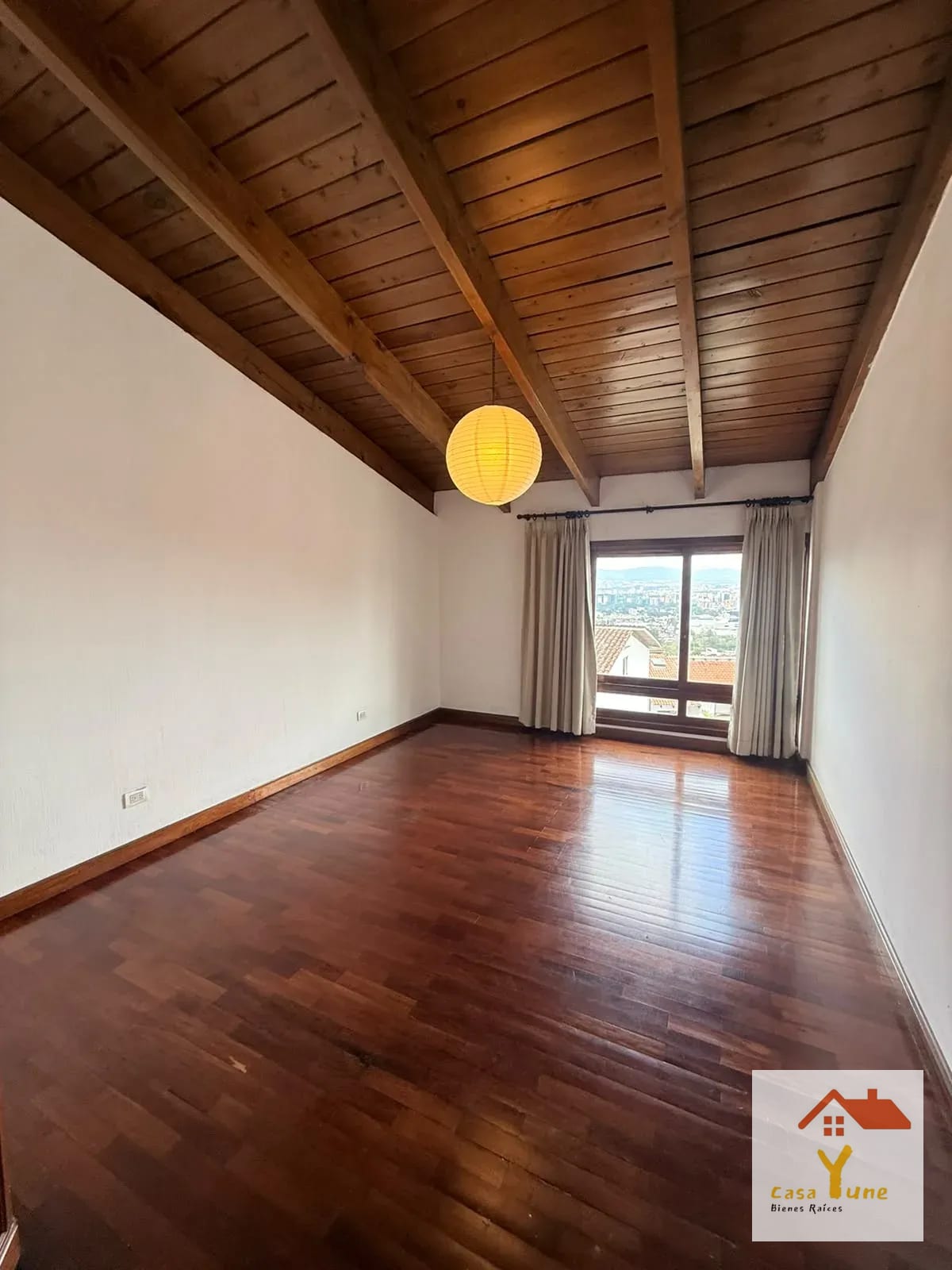 Casa en alquiler Los Eucaliptos kilómetro 8.5 Al Salvador — Casa en Alquiler en Eucaliptos, Carretera a El Salvador, Guatemala, Ciudad — foto 1 de 16