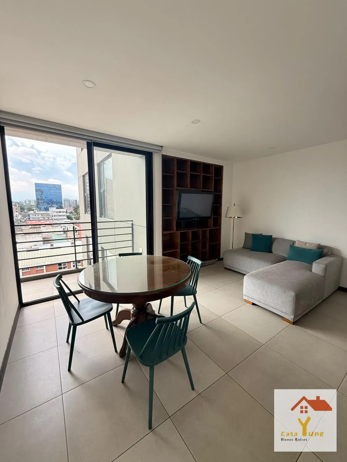 APARTAMENTO EN VENTA ZONA 10 MIRA semi amueblado — Apartamento en Venta en Mira, Zona 10, Guatemala, Ciudad — foto 3 de 14