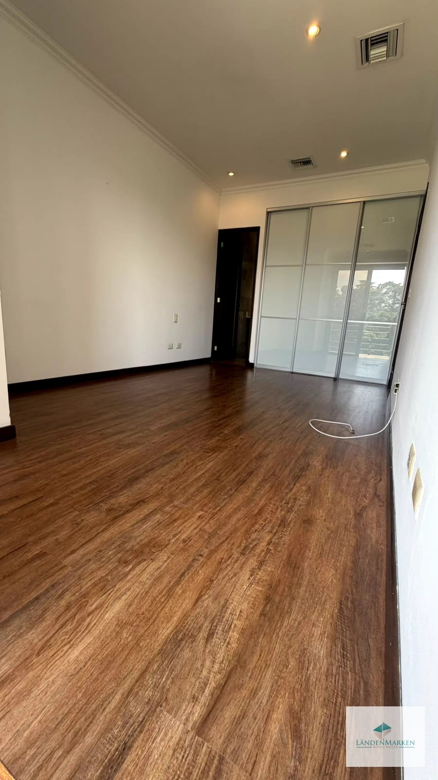 Amplio Apartamento en Zona 14 , 5 Avenida — Apartamento en Alquiler en Zona 14, Guatemala, Ciudad — foto 4 de 10