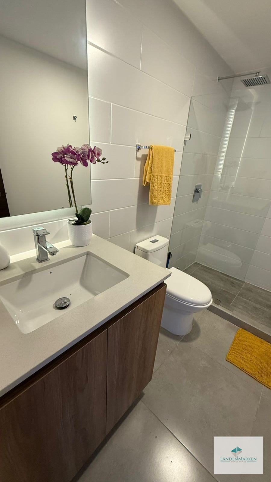 Alquiler de Moderno Apartamento Amueblado y Equipado en Zona 13 — Apartamento en Alquiler en Zona 13, Guatemala, Ciudad — foto 10 de 13