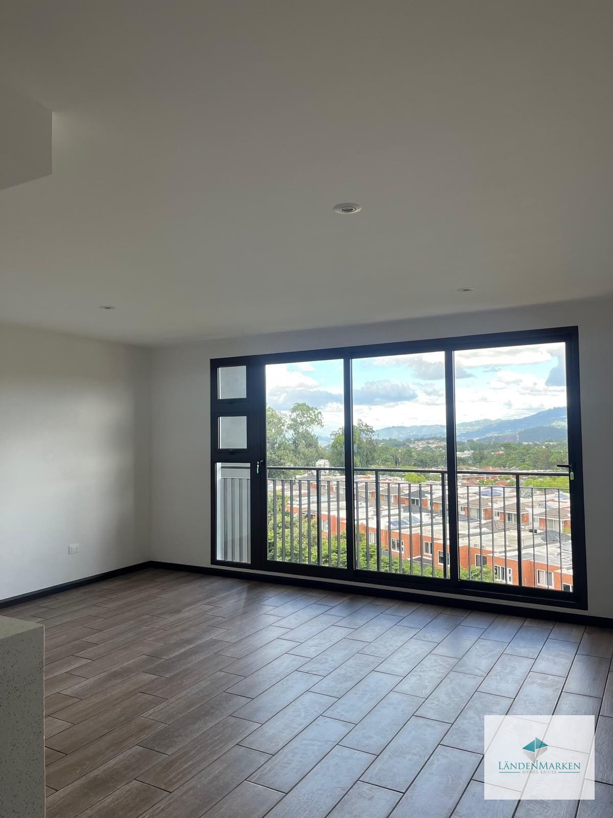 Renta de Moderno Apartamento en Zona 16 San Isidro 2021 — Apartamento en Alquiler en San Isidro 20/21, Zona 16, Guatemala, Ciudad — foto 7 de 16