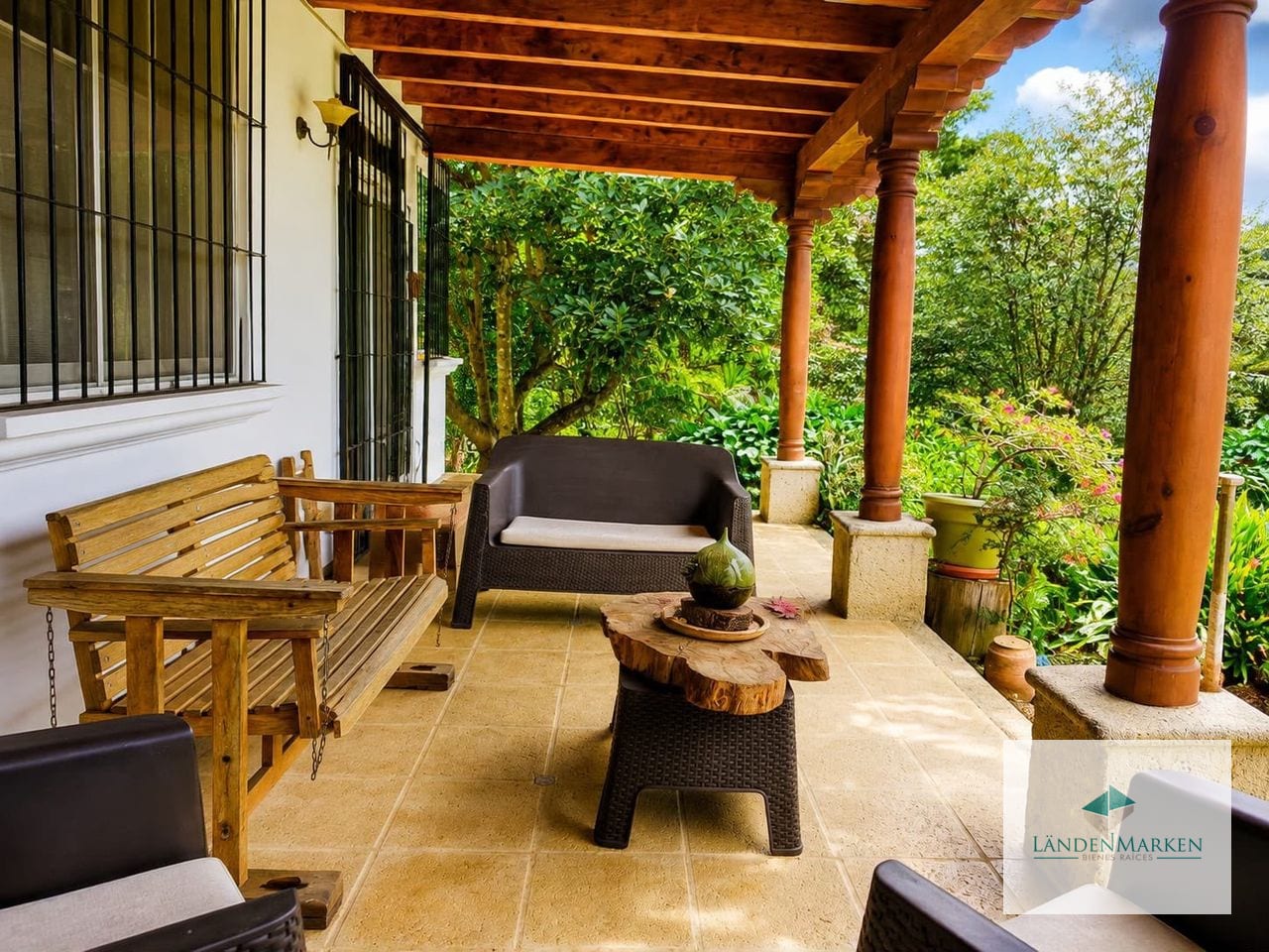 Venta de Amplia Casa en Hacienda San Angel San José Pinula — Casa en Venta en San José Pinula, Guatemala, Ciudad — foto 2 de 7