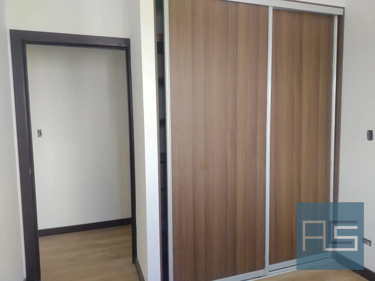 Moderno Apto en nivel alto para estrenar de 3 habitaciones con dorm de servicio y bodega en Vista Hermosa II, zona 15 — Apartamento en Venta en Arles, Zona 15, Guatemala, Ciudad — foto 9 de 16