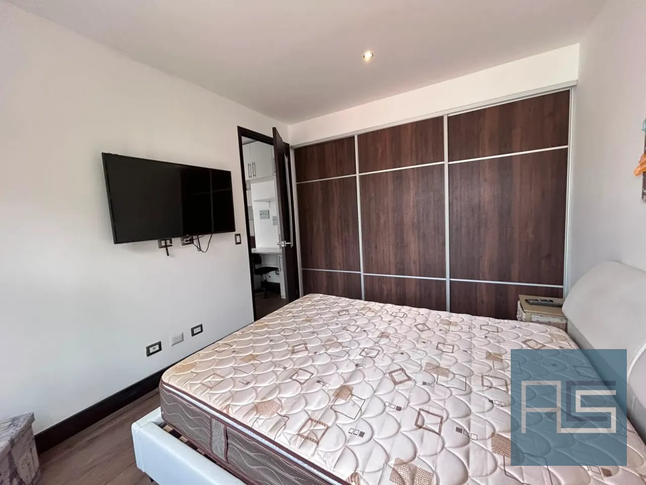 VENTA DE APARTAMENTO 1 HABiTACIÓN, AMUEBLADO EN VENTA EN ZONA 10 — Apartamento en Venta en Zona 10, Guatemala, Ciudad — foto 10 de 16