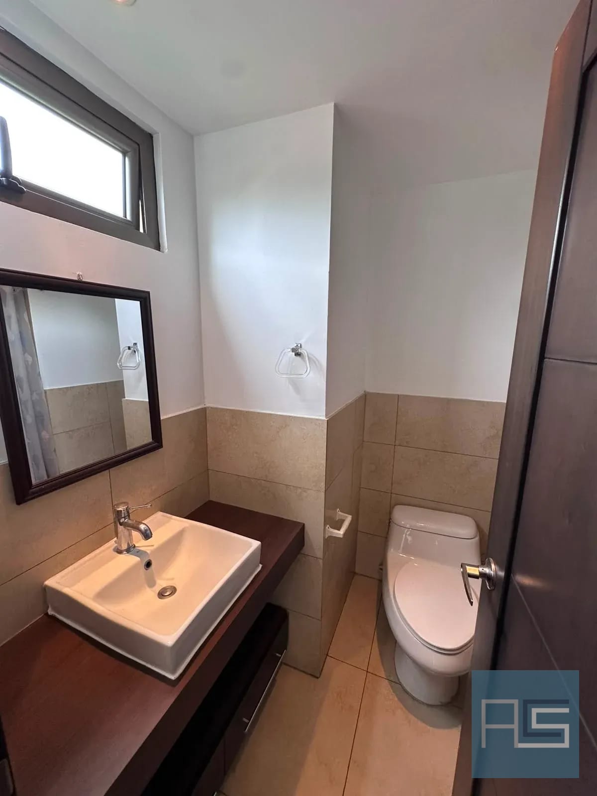 Apto amplio muy iluminado de 2 habitaciones con balcones en venta ZONA 15, VH II — Apartamento en Venta en Torre Verde, Zona 15, Guatemala, Ciudad — foto 10 de 17