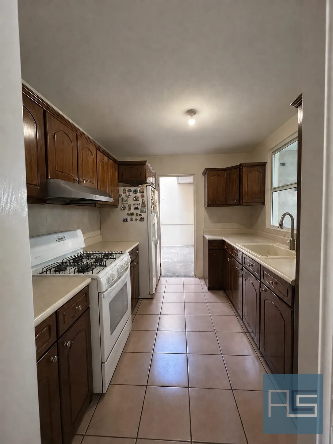 Hermosa Casa en Venta - San Agustín, El Naranjo Zona 4 de Mixco — Casa en Venta en Condado Naranjo, Zona 4 Mixco, Guatemala, Ciudad — foto 6 de 17