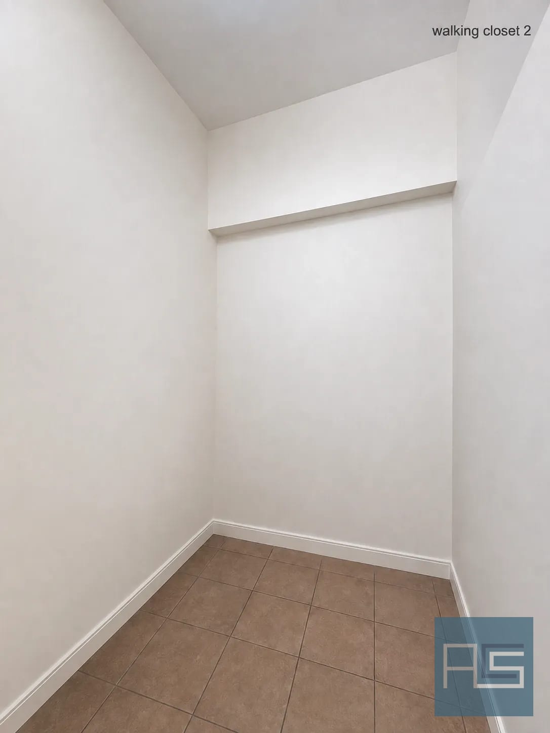 Hermosa Casa en Venta - San Agustín, El Naranjo Zona 4 de Mixco — Casa en Venta en Condado Naranjo, Zona 4 Mixco, Guatemala, Ciudad — foto 11 de 17