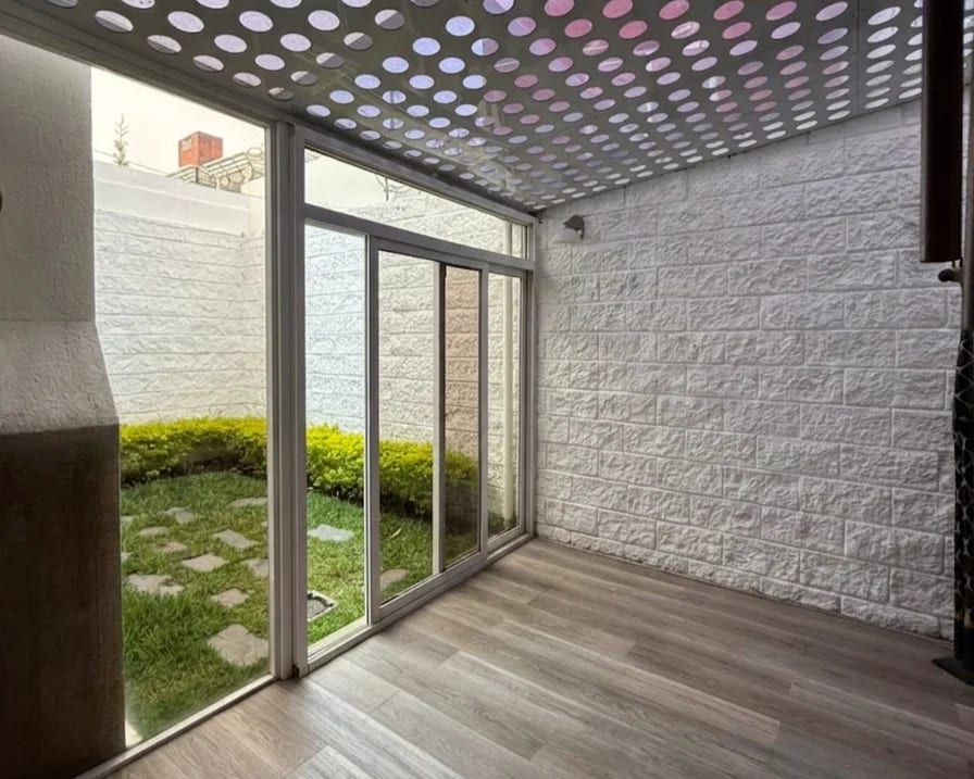 Casa en Venta Paraje Solar CAES — Casa en Venta en Paraje Solar, Carretera a El Salvador, Guatemala, Ciudad — foto 1 de 13