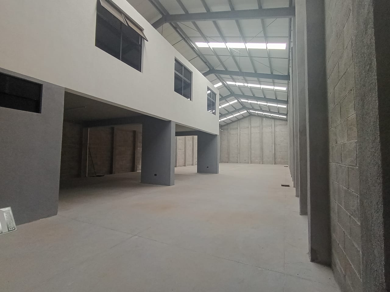 Ofibodega B en Renta Chimaltenango desde 377.10 m² — Bodega / Ofibodega en Alquiler en San Andrés Itzapa, Chimaltenango — foto 4 de 4