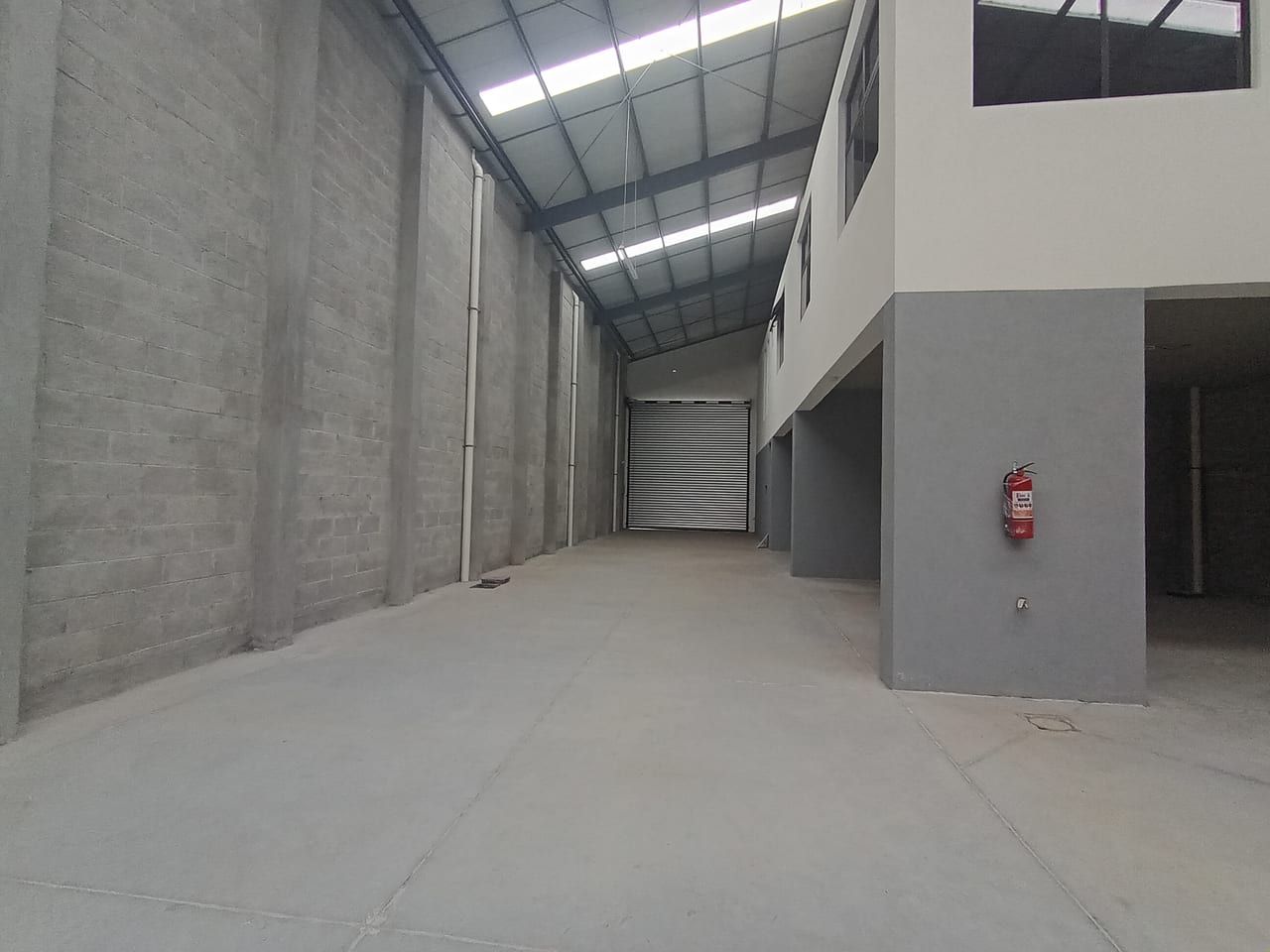 Ofibodega B en Renta Chimaltenango desde 377.10 m² — Bodega / Ofibodega en Alquiler en San Andrés Itzapa, Chimaltenango — foto 1 de 4