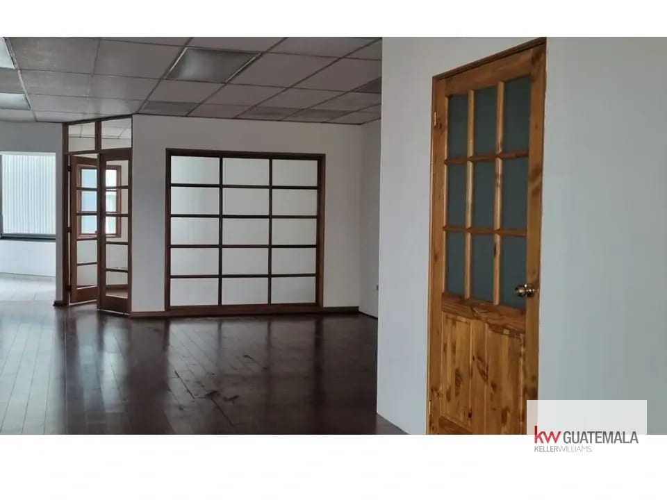 RENTA DE OFICINA EN ZONA 10 — Oficina en Alquiler en Zona Viva, Zona 10, Guatemala, Ciudad — foto 3 de 14