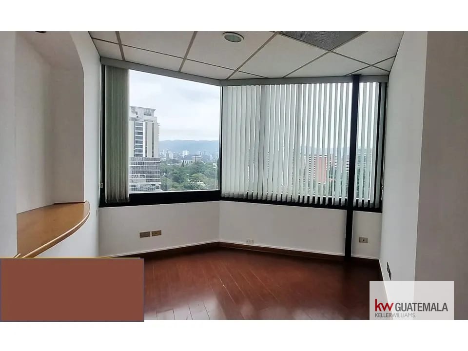RENTA DE OFICINA EN ZONA 10 — Oficina en Alquiler en Zona Viva, Zona 10, Guatemala, Ciudad — foto 5 de 14