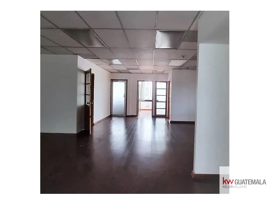 RENTA DE OFICINA EN ZONA 10 — Oficina en Alquiler en Zona Viva, Zona 10, Guatemala, Ciudad — foto 9 de 14
