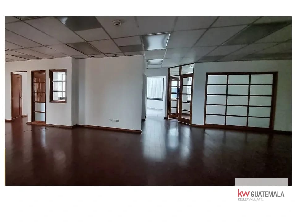 RENTA DE OFICINA EN ZONA 10 — Oficina en Alquiler en Zona Viva, Zona 10, Guatemala, Ciudad — foto 11 de 14