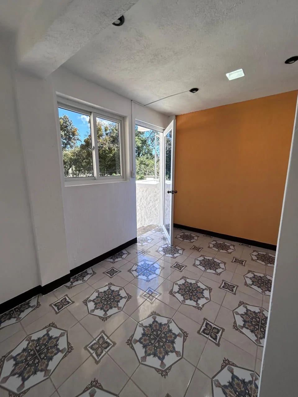 Venta de casa en San Lucas Sacatepequez — Casa en Venta en San Lucas Sacatepéquez, Sacatepéquez — foto 15 de 17