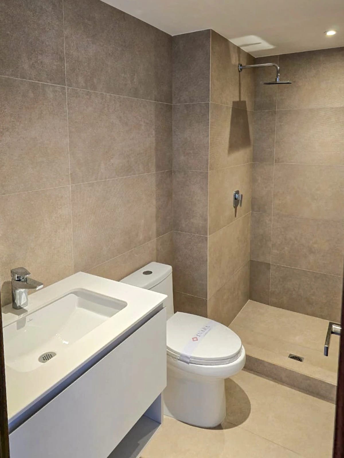 Apartamento Nuevo en Renta – Edificio Inara, Zona 4 — Apartamento en Alquiler en Inara Cuatro Norte, Zona 4, Guatemala, Ciudad — foto 7 de 12