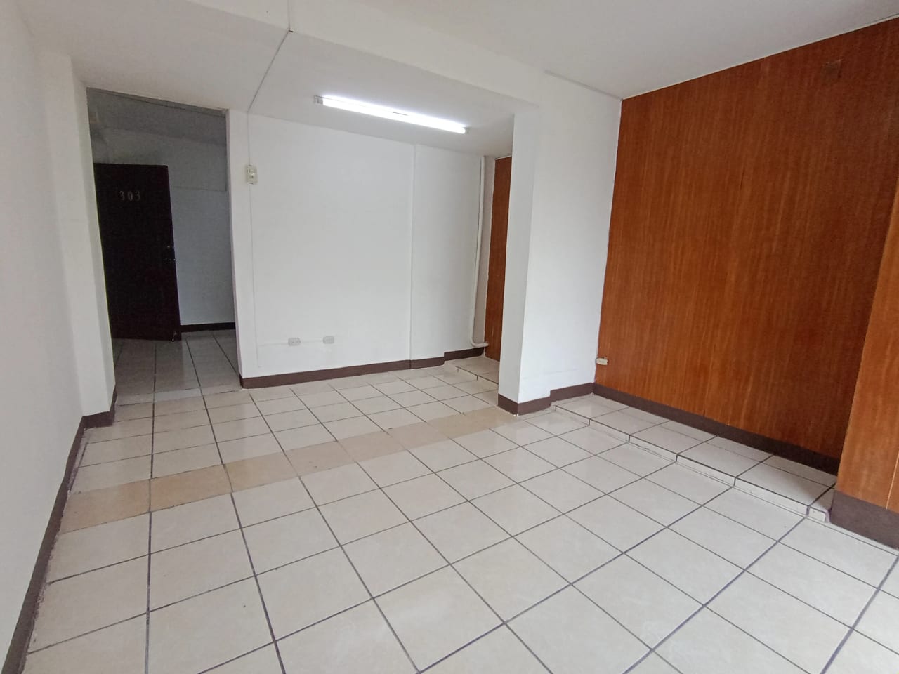 Oficina en renta en zona 10 — Oficina en Alquiler en Zona 10, Guatemala, Ciudad — foto 3 de 6