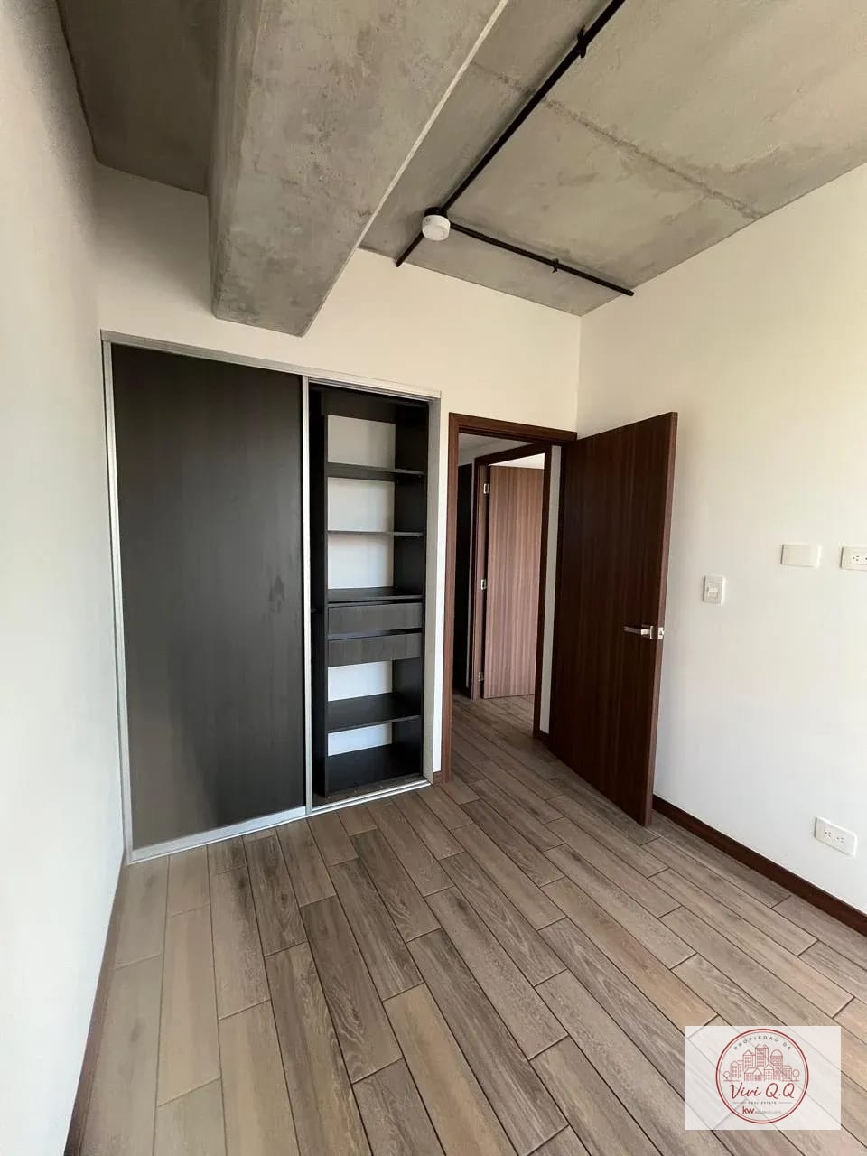 Apartamento a la Renta en Inara 4 Norte Zona 4 — Apartamento en Alquiler en Inara Cuatro Norte, Zona 4, Guatemala, Ciudad — foto 9 de 13