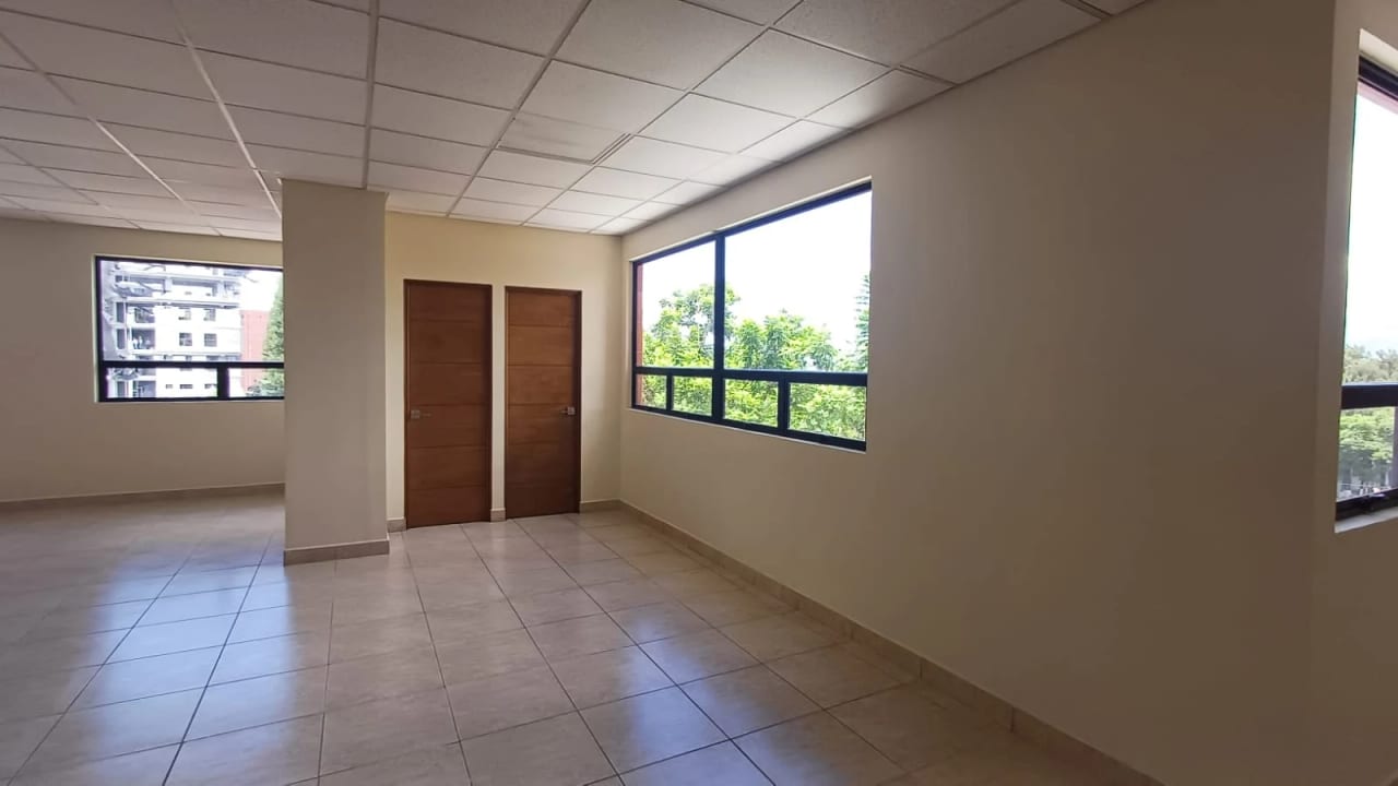 Se renta oficina en zona 13 — Oficina en Alquiler en Zona 13, Guatemala, Ciudad — foto 14 de 16