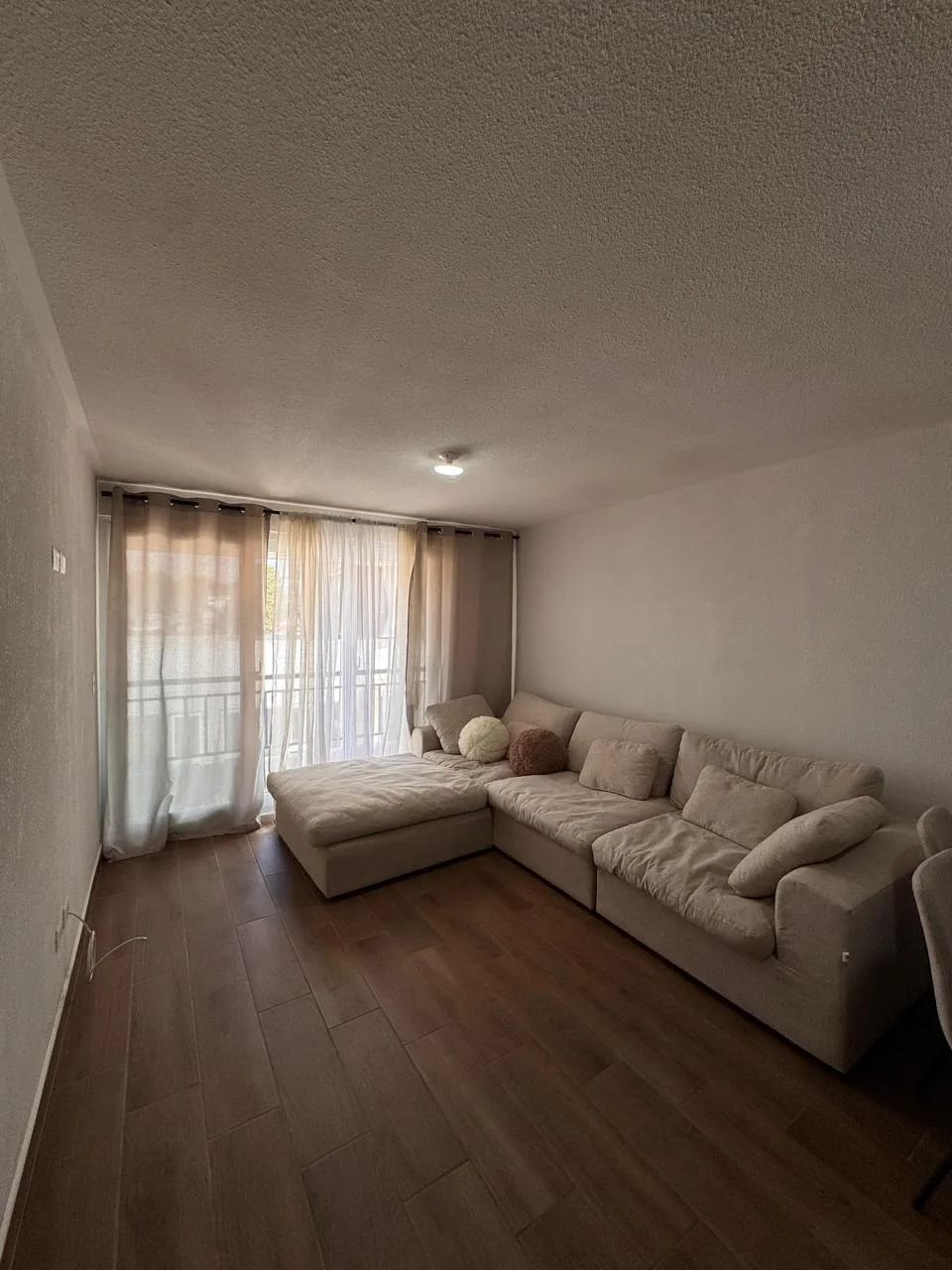 Apartamento en Renta En Zona 16 - Image 2