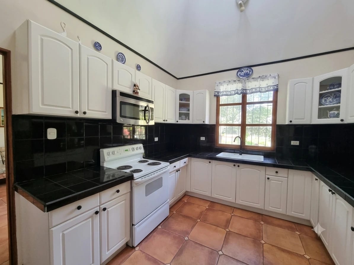 Casa en Venta en Antigua Guatemala — Casa en Venta en Dentro del Casco, Antigua, Sacatepéquez — foto 8 de 17