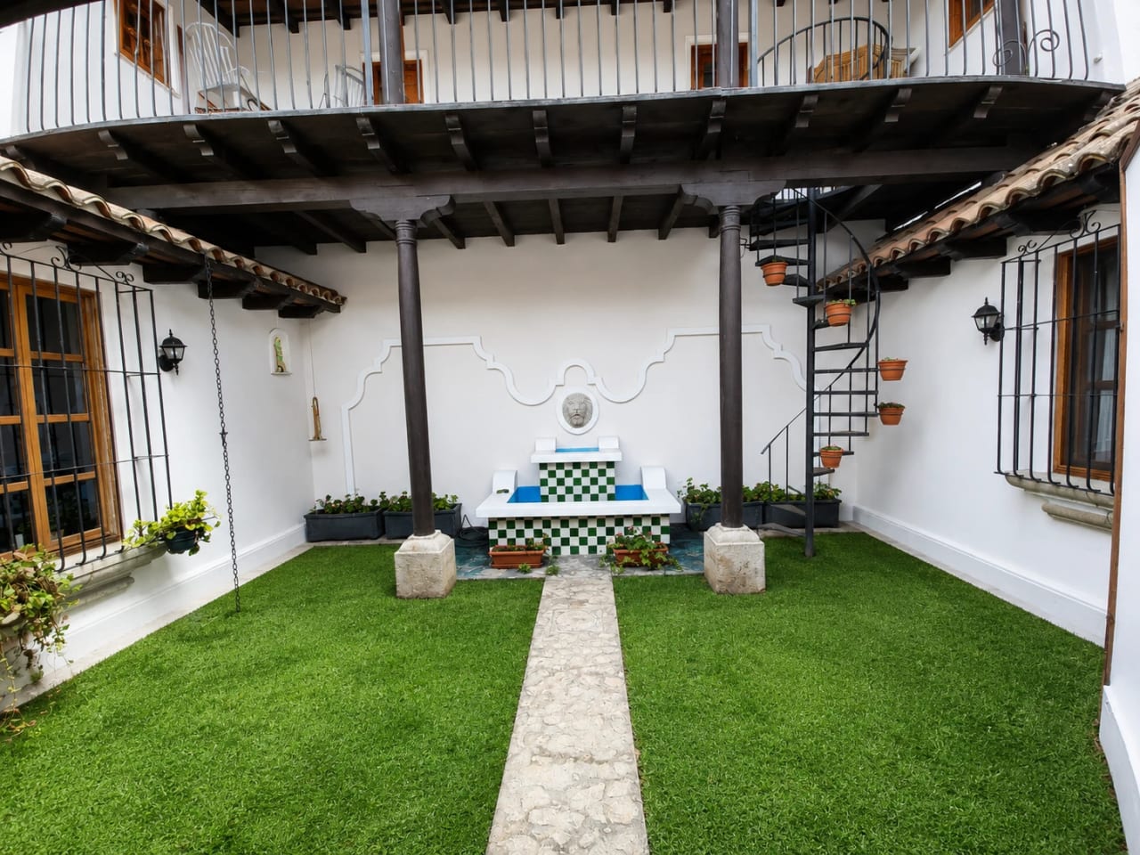 Casa en Venta en Antigua Guatemala — Casa en Venta en Dentro del Casco, Antigua, Sacatepéquez — foto 9 de 17