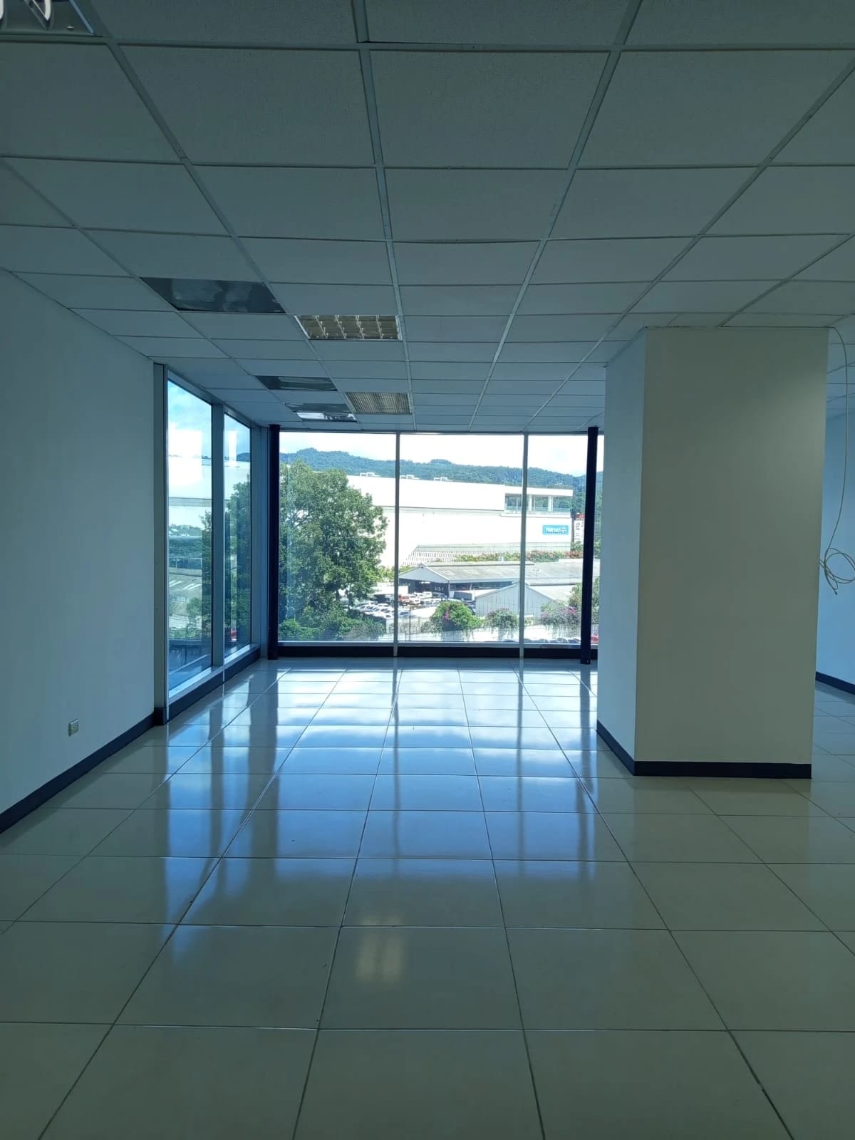 Oficina en renta en Zona Pradera, Zona 10 — Oficina en Alquiler en Zona 10, Guatemala, Ciudad — foto 3 de 17