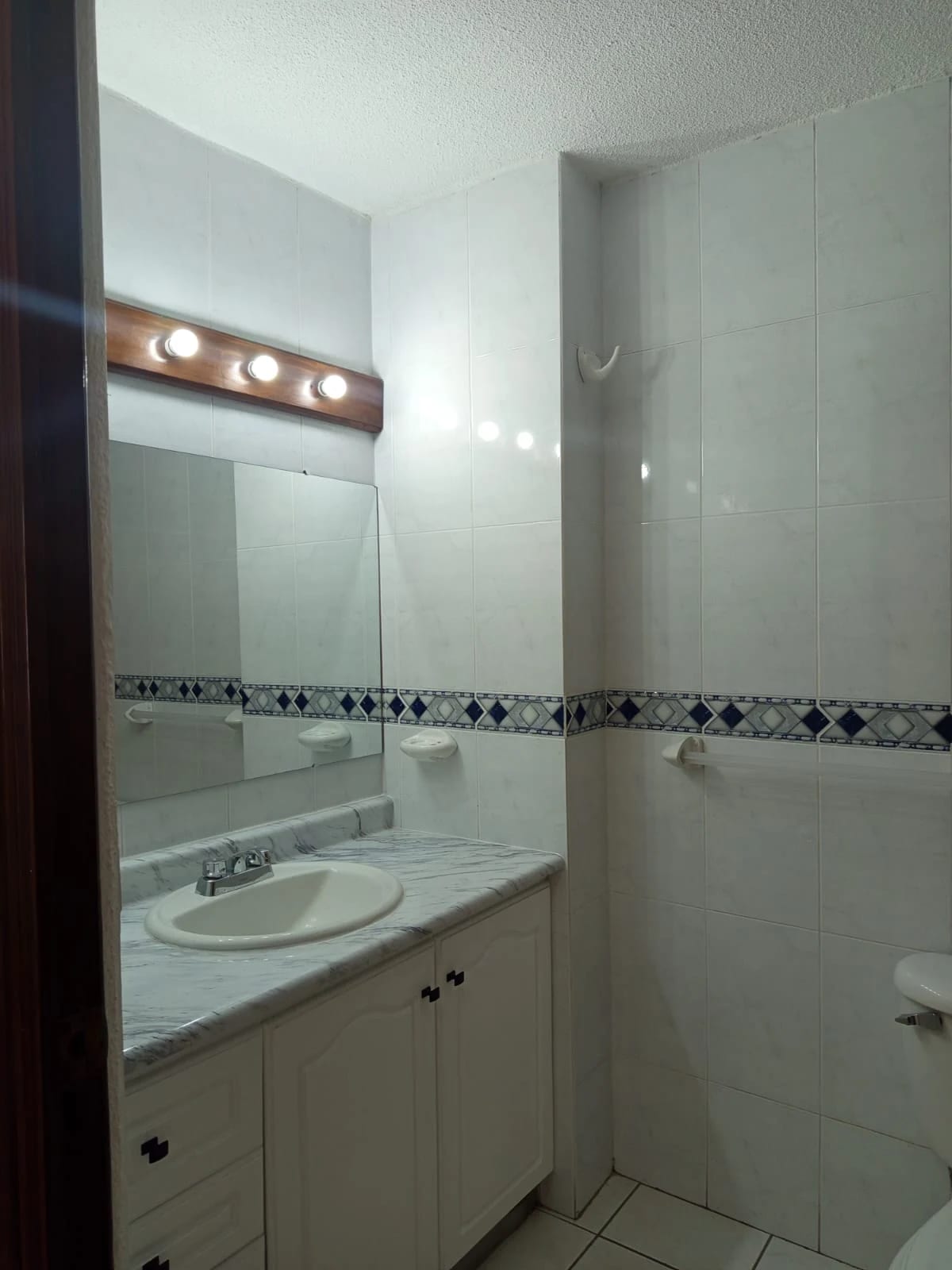 En Venta Apartamento 1 Habitacion la Montaña Zona 16 - 2 Parqueos — Apartamento en Venta en Zona 16, Guatemala, Ciudad — foto 6 de 14